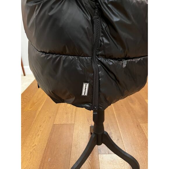 Hunter Puffer Jacket w/ Hood & Fleece Trim (Size L) - Picture 10 of 15